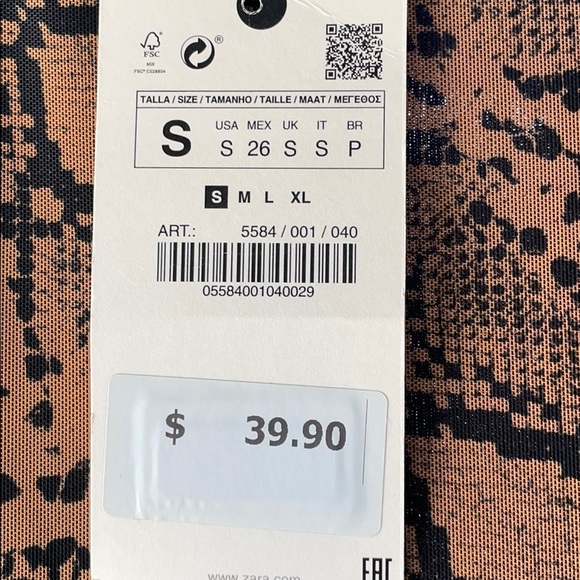 Full length dress - Picture 3 of 3